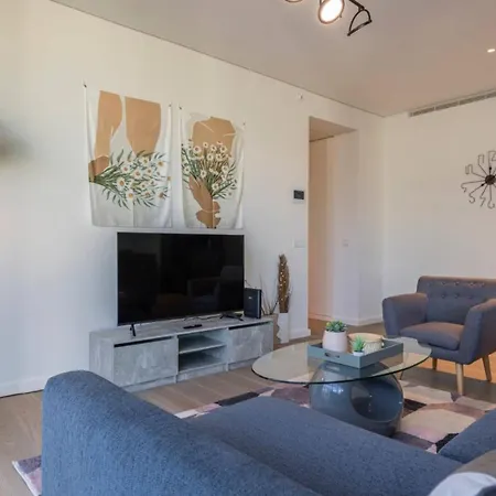 Riverside Delight Apartman