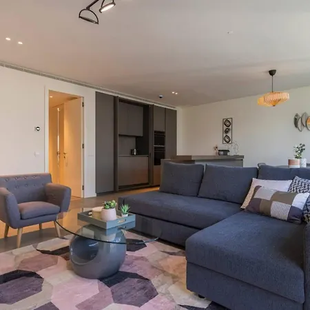 Riverside Delight Apartment
