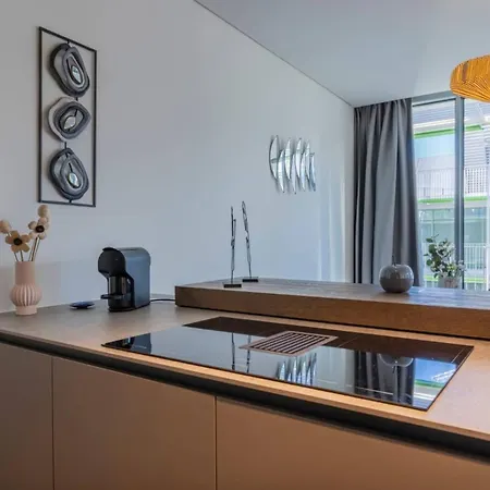Apartment Riverside Delight *