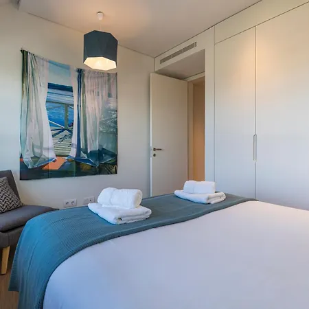 Riverside Delight Apartment Lisbon