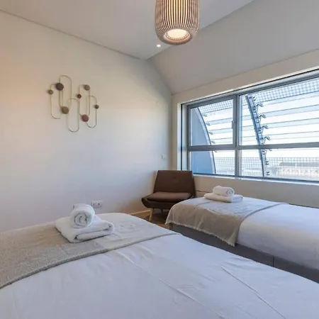 Riverside Delight Апартаменти