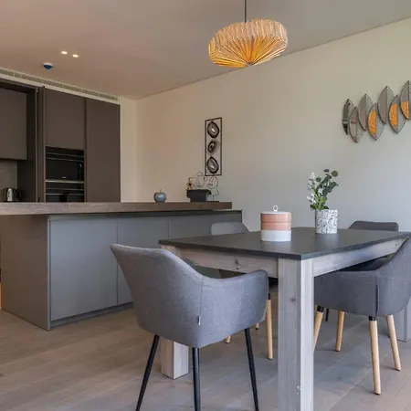 Appartement Riverside Delight