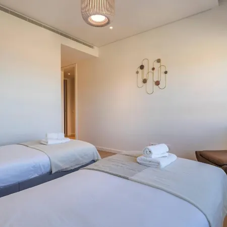 Apartment Riverside Delight Lisbon